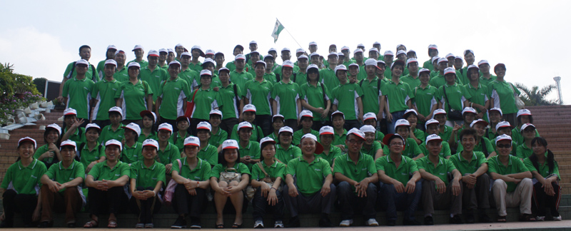 天派包装欢乐谷之旅集体合影